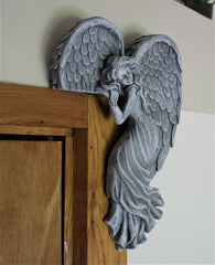 Grey Left or Right Angel Door Frame Ornament