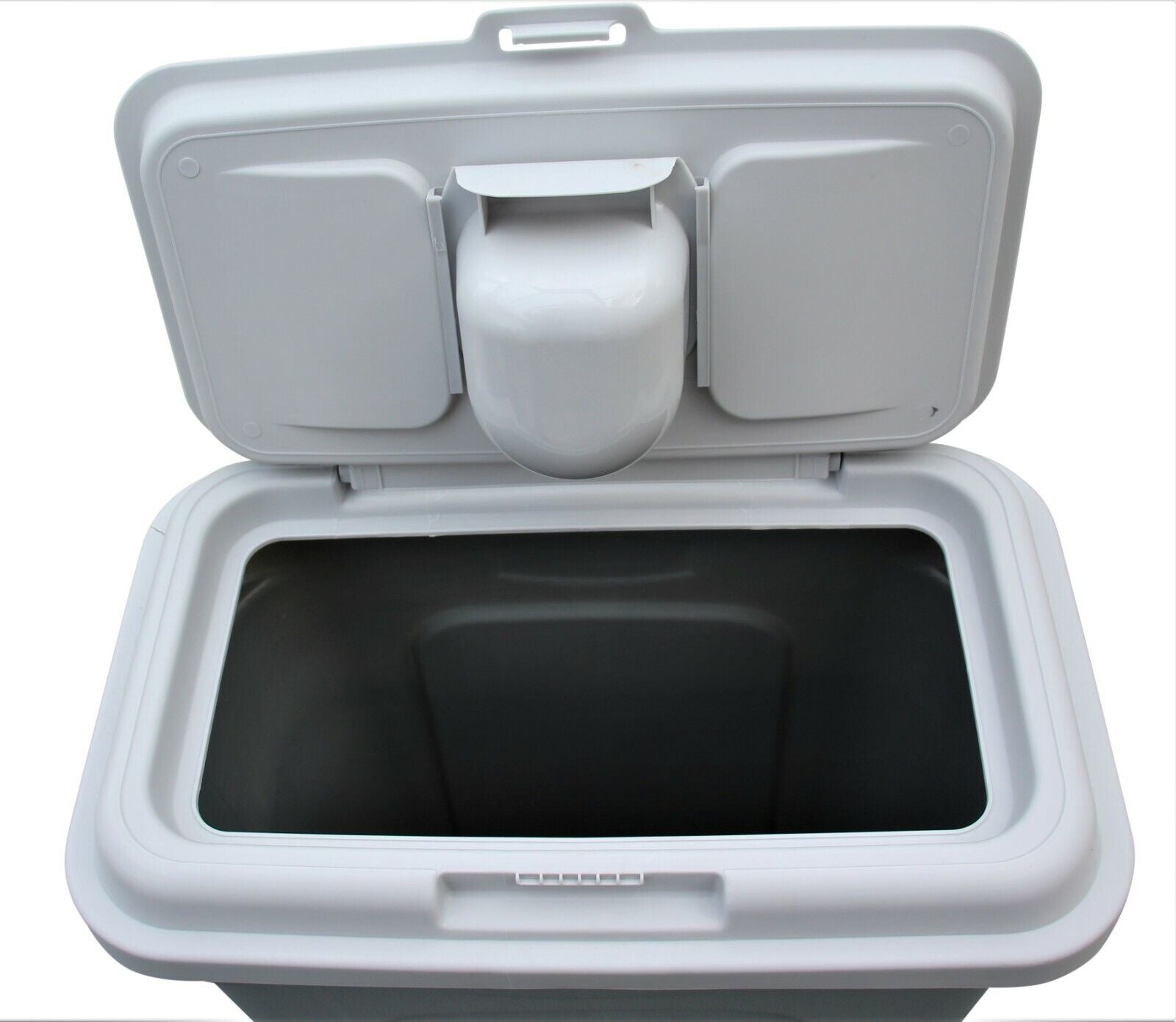 32L Pet Food Storage Container with Air Tight Seal