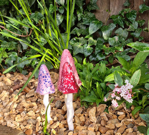 Tinkling Toadstools Outdoor Garden Mushrooms Magical Decorative Ceramic Fairy Garden Ornaments (Small Summer - Purple, Pink, Red)