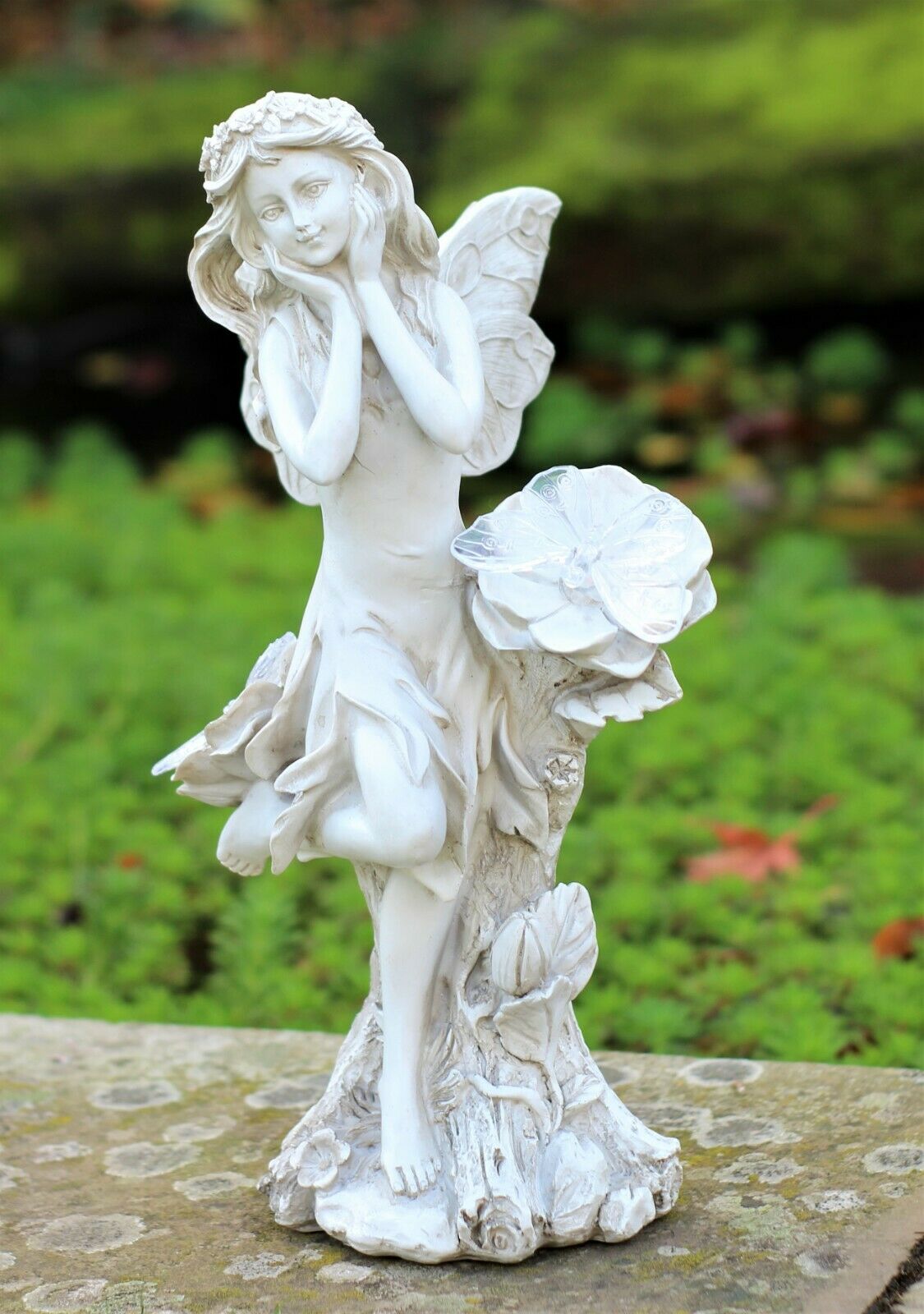 Garden Solar Ball Cherub