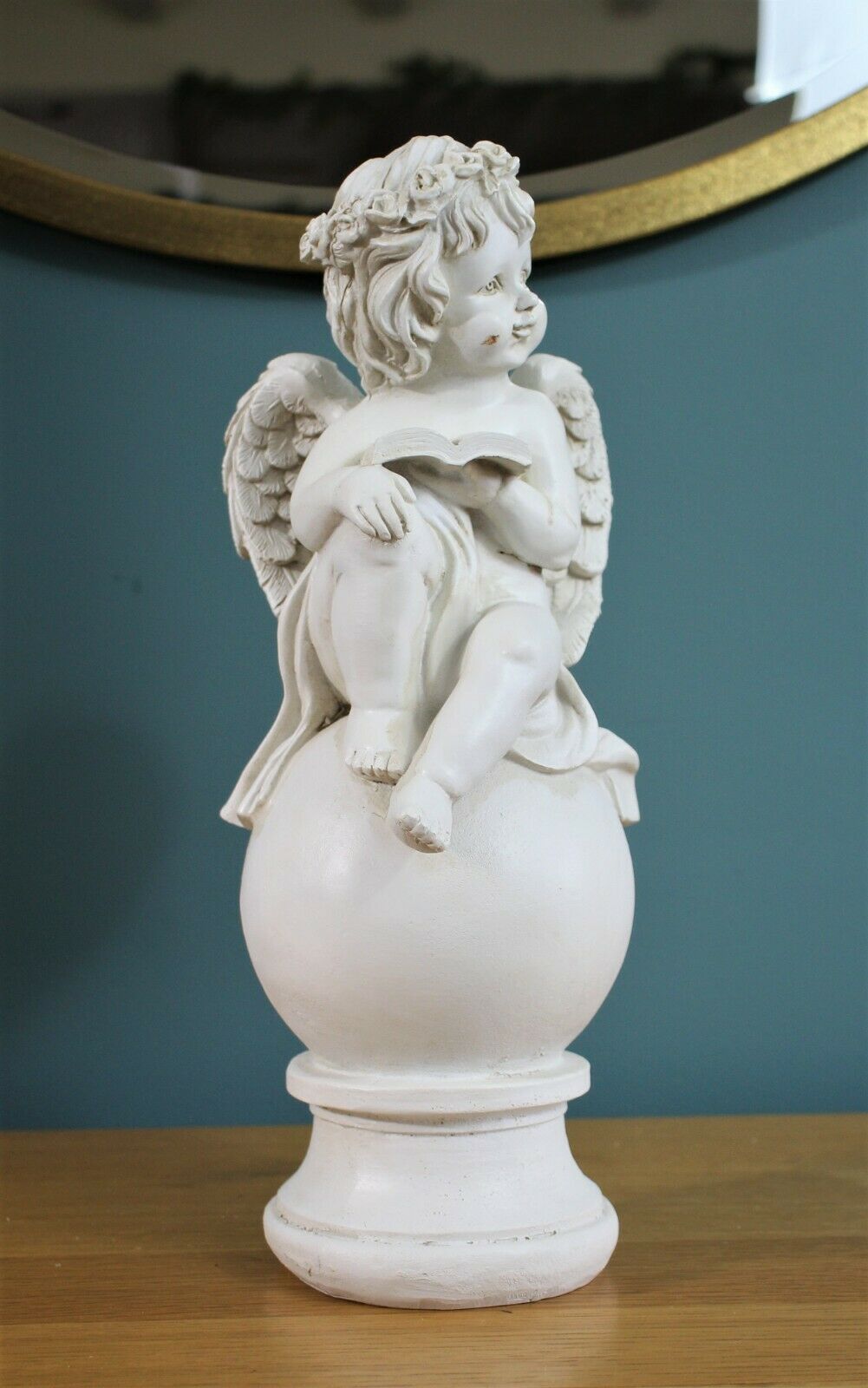 Boy and Girl Sitting Cherubs