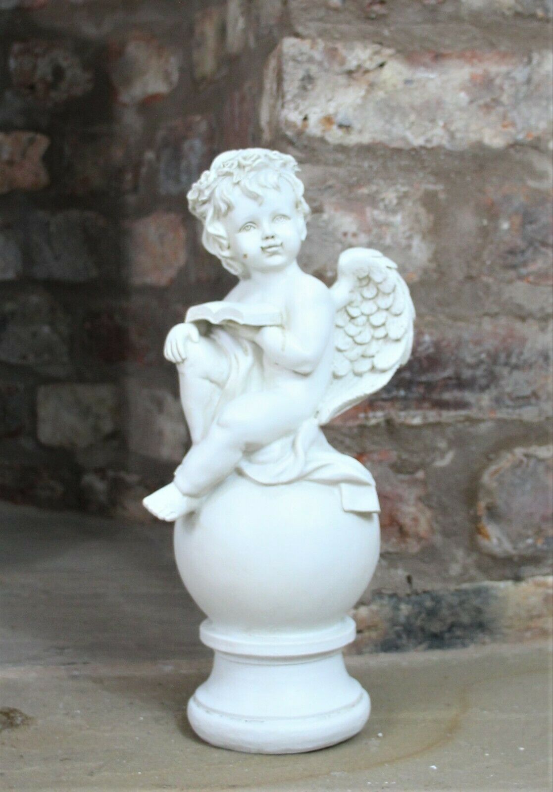 Boy and Girl Sitting Cherubs