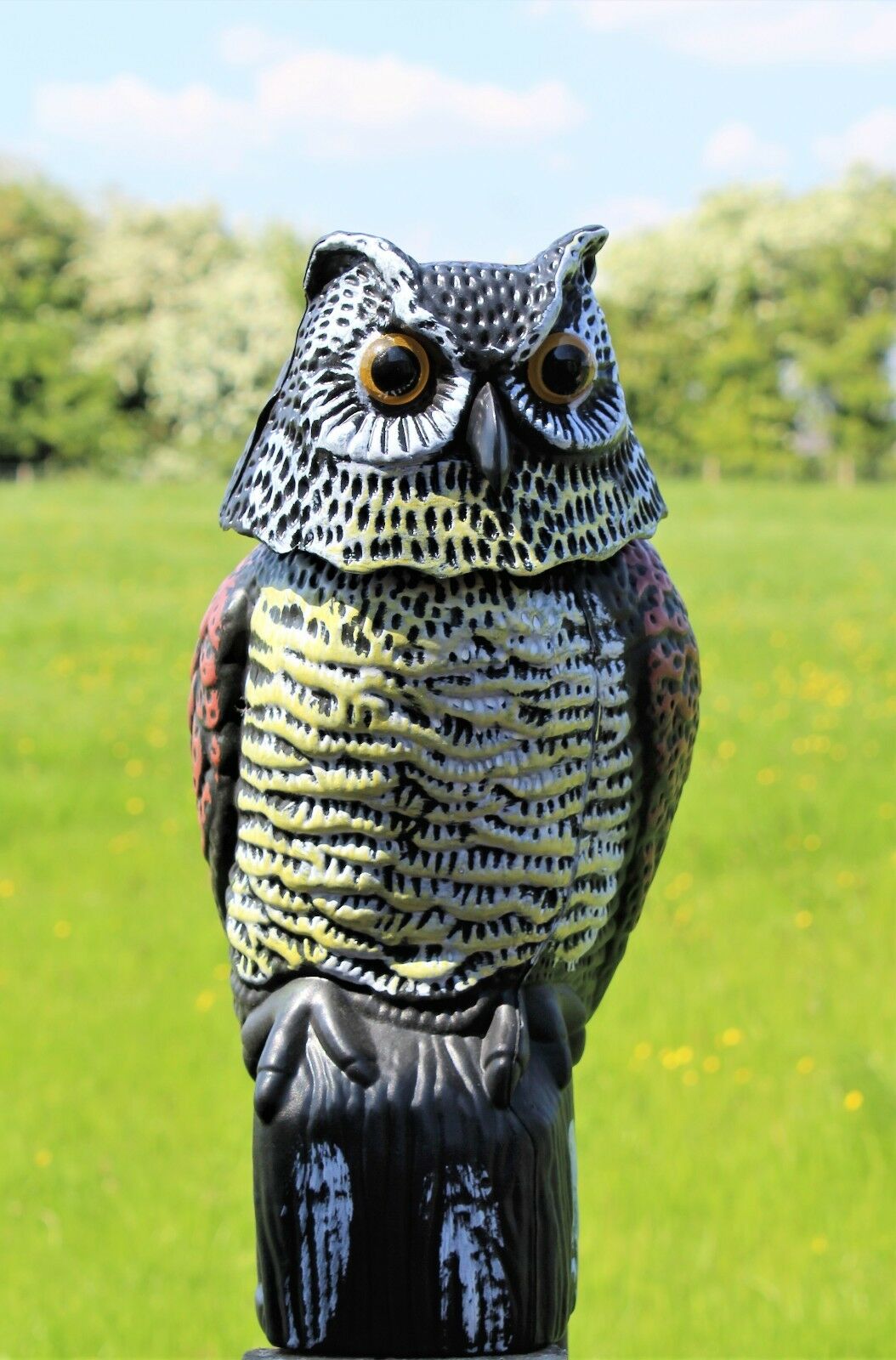 Large Realistic Plastic Owl Decoy