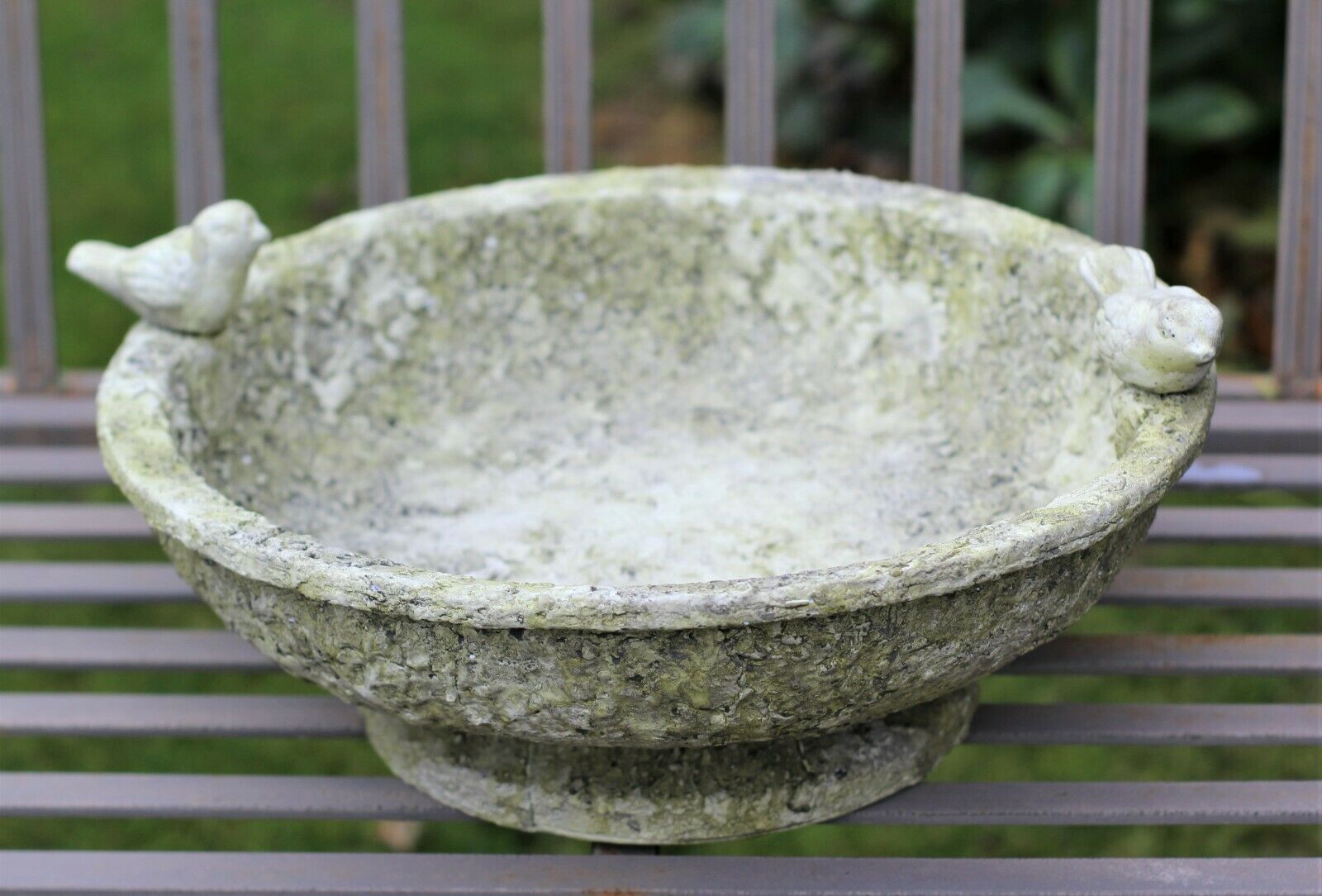 PEDESTAL BIRD BATH