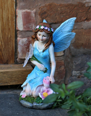 Solar Kneeling Fairy Garden Ornament