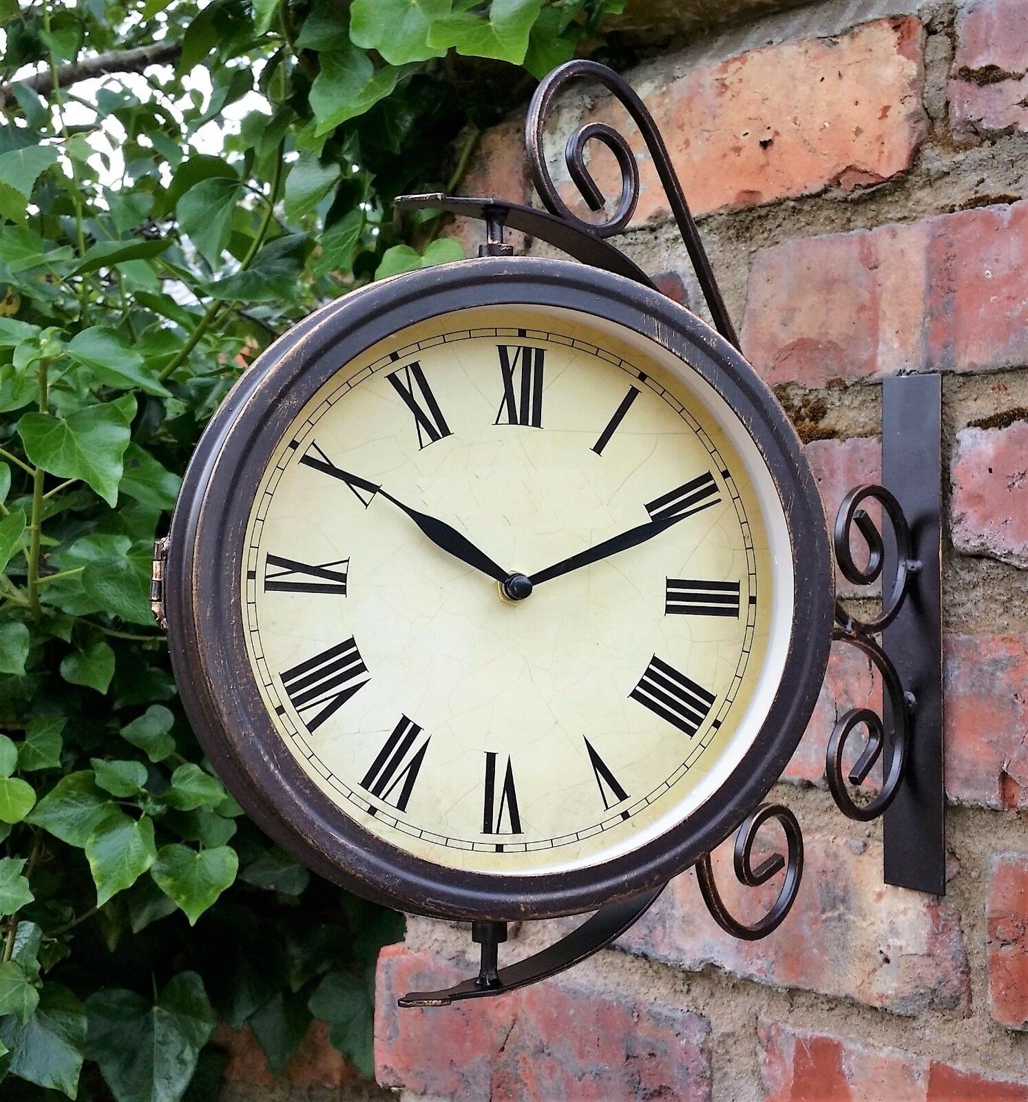 Outdoor Garden Clock & Thermometer with Bracket