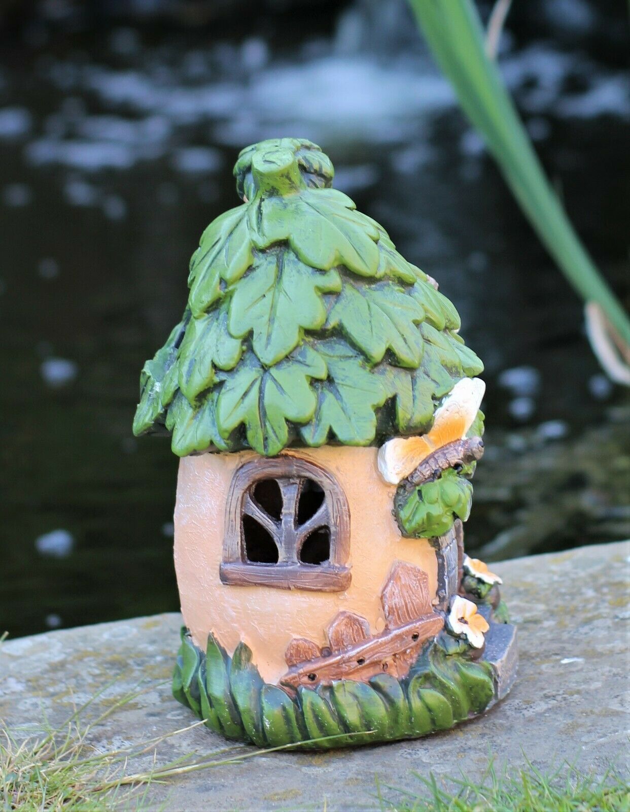 Garden Leaf Solar Fairy Tree House