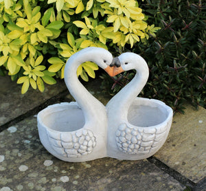 Twin Swan Plant Pot & Garden Ornament