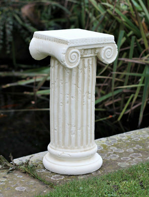 Garden Ornament Pillar with Head