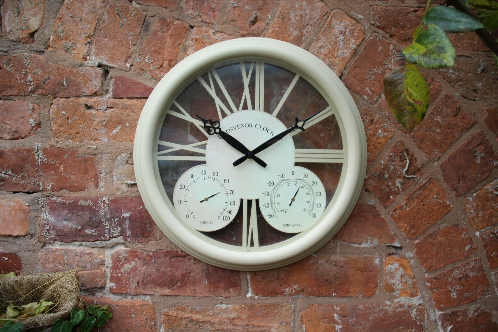 Vintage Styled Outdoor Garden Clock with Thermometer and Hygrometer