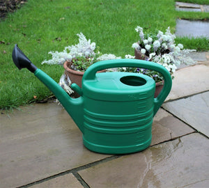 Green Watering Can With Rose 2.5 Gallons 14 Litre