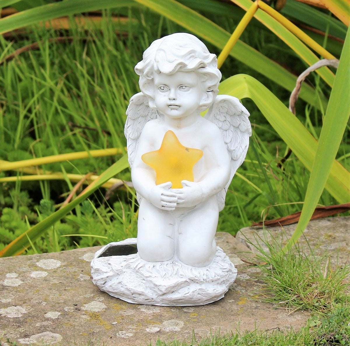 Solar Powered Angel Cherub Star - Stone Effect