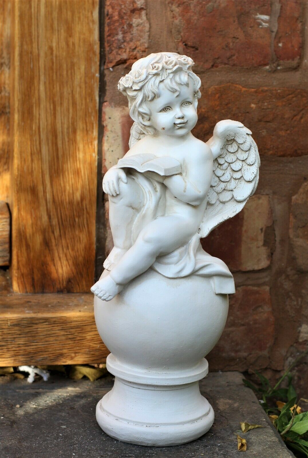 Boy and Girl Sitting Cherubs