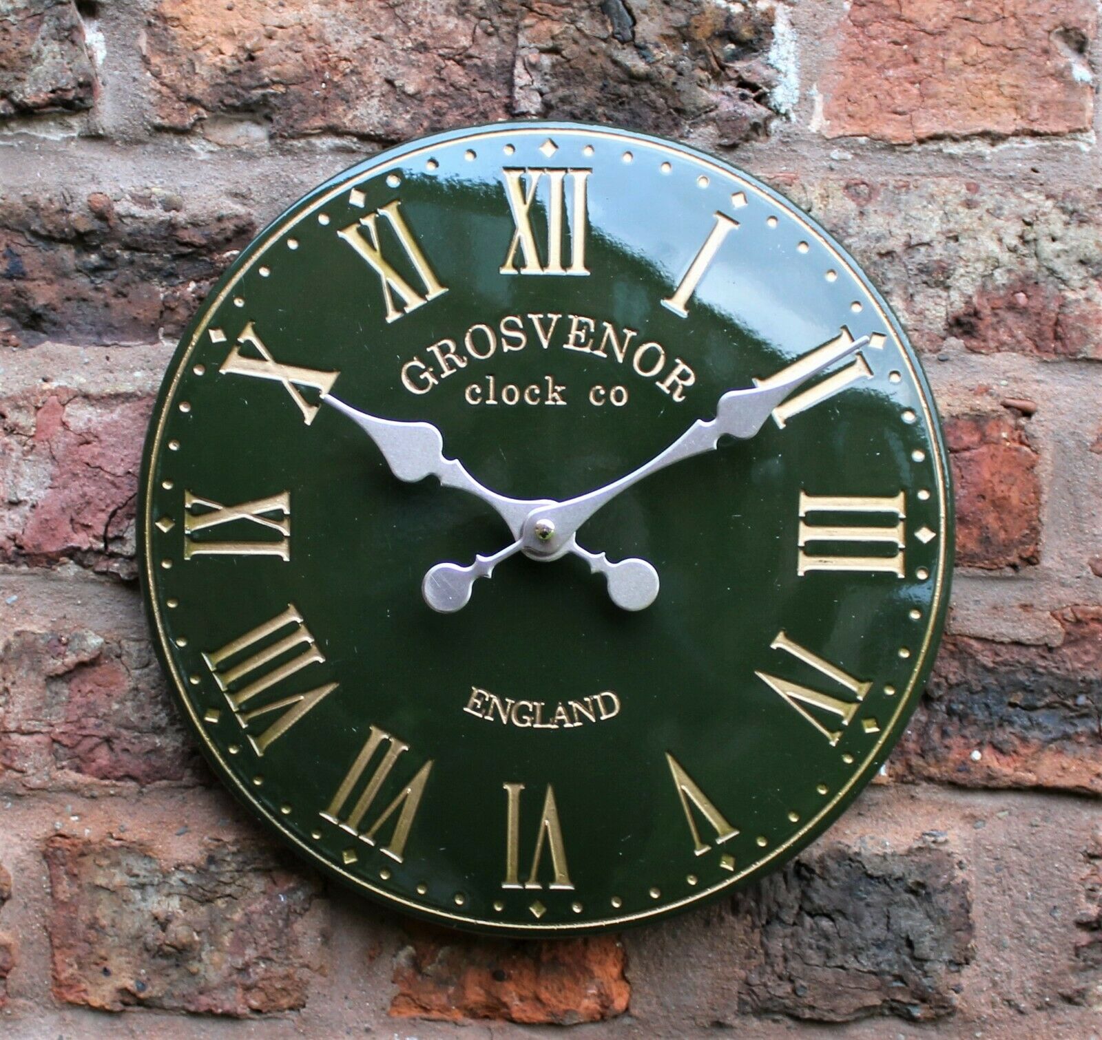 Green Garden Roman Wall Station Clock