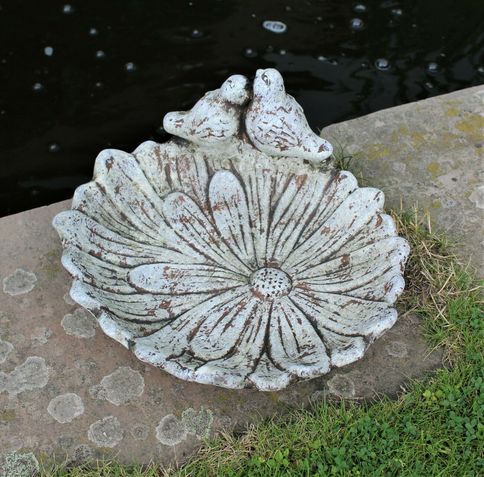 Outdoor Sunflower Bird Bath