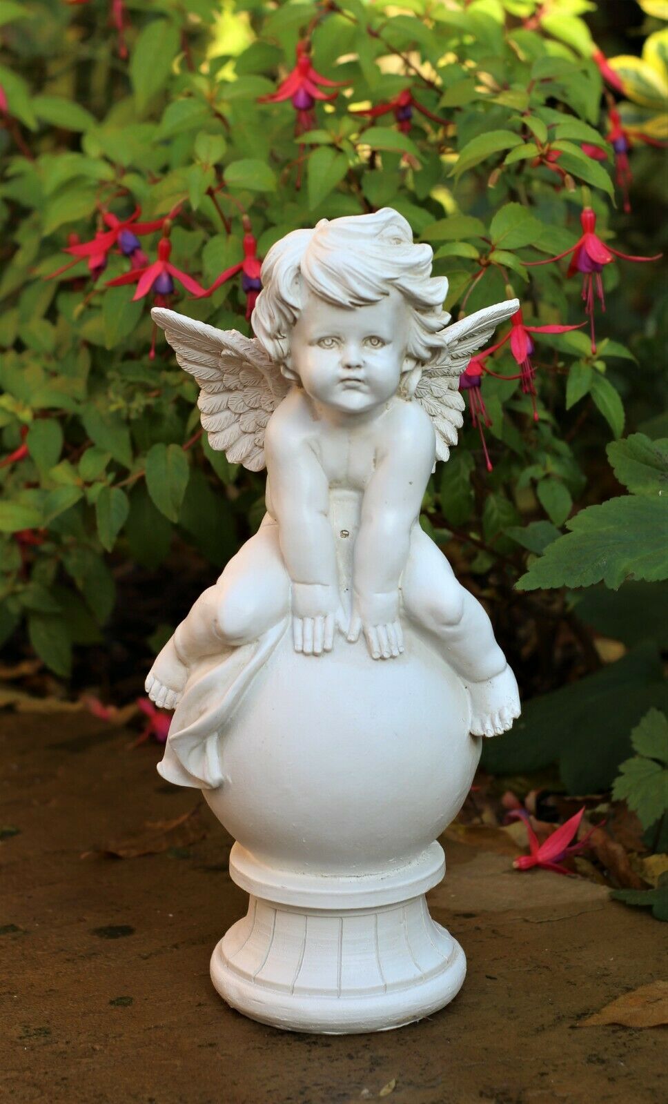 Boy and Girl Sitting Cherubs