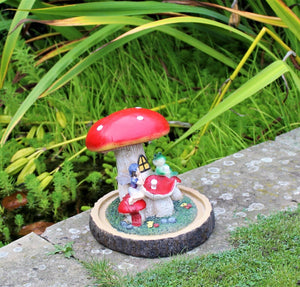 Solar Fairy Mushroom House - Frog