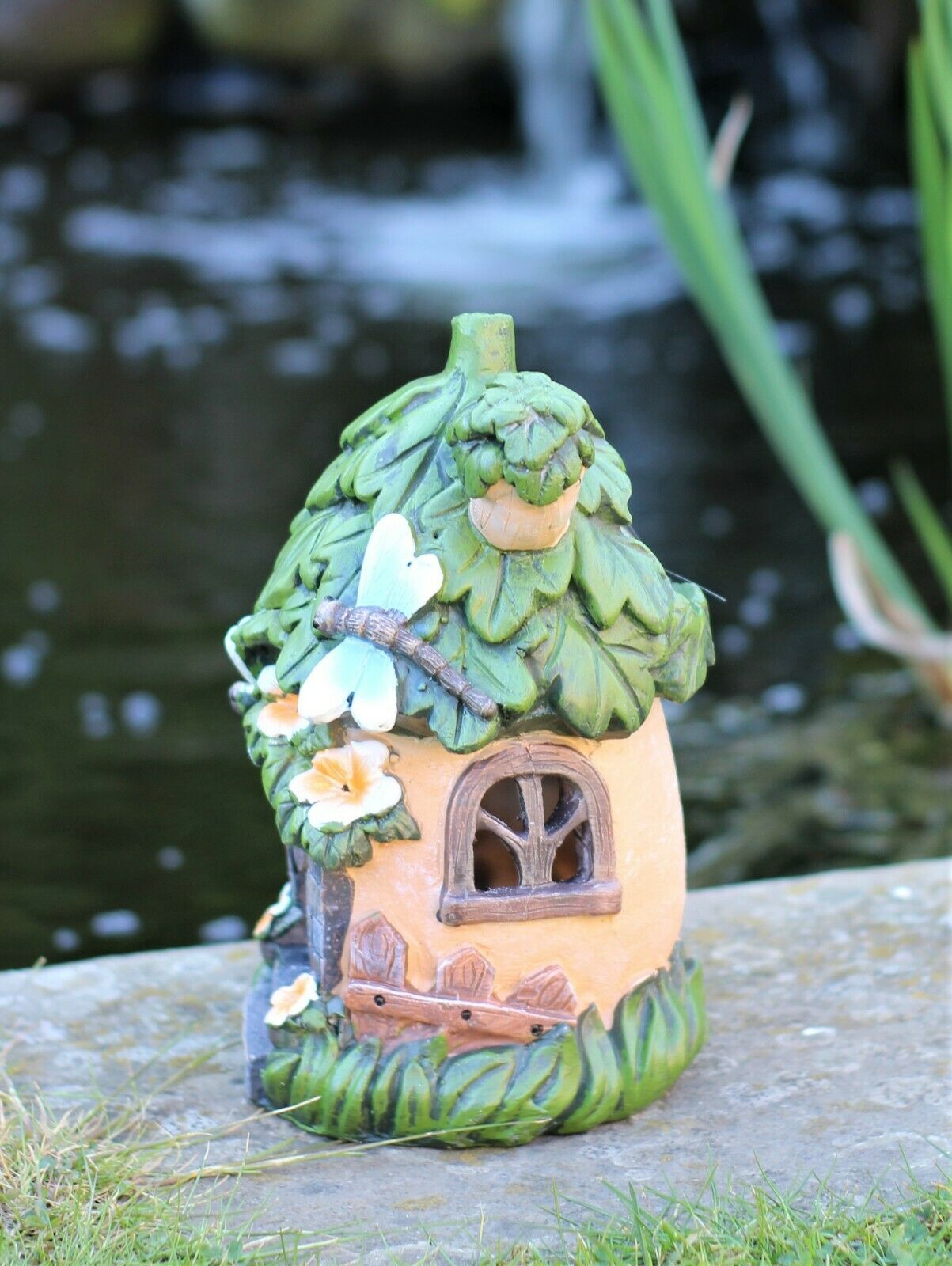 Garden Leaf Solar Fairy Tree House